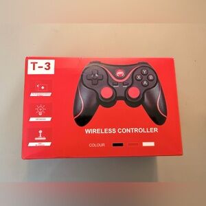 Wireless Gamepad Controller - Black and Red